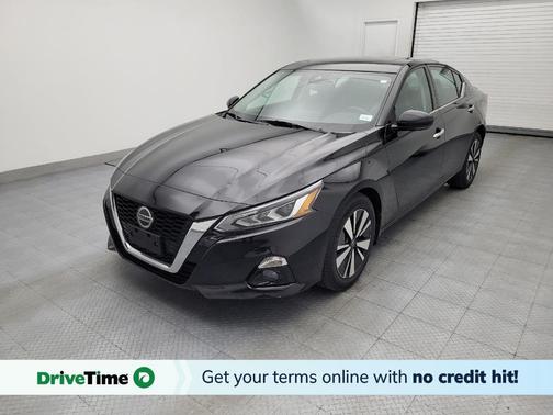 Super Black 2019 Nissan Altima 2.5 SV