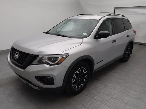 Brilliant Silver Metallic 2020 Nissan Pathfinder SV 2WD