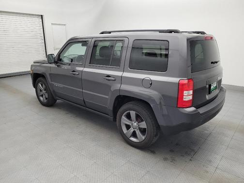 Granite Crystal Metallic Clearcoat 2015 Jeep Patriot High Altitude Edition