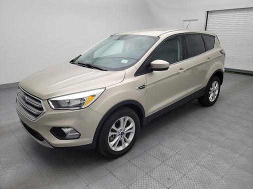 White Gold Metallic 2017 Ford Escape SE