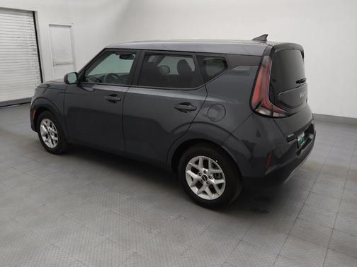Gray 2025 Kia Soul LX