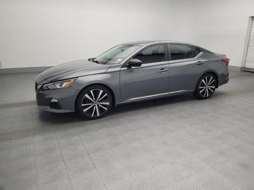 2020 Nissan Altima SR FWD