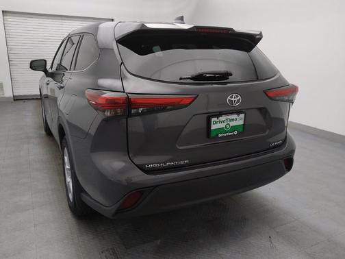 2021 Toyota Highlander LE