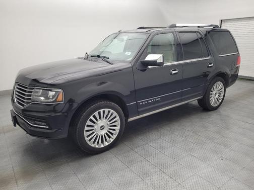 2015 Lincoln Navigator Base