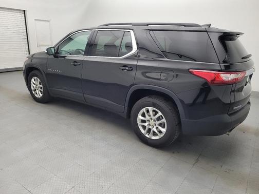 Mosaic Black Metallic 2019 Chevrolet Traverse LT Cloth