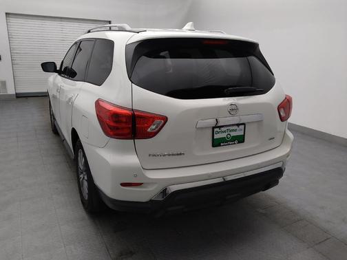 2019 Nissan Pathfinder S