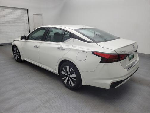 2021 Nissan Altima 2.5 SV