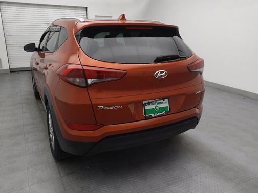 2017 Hyundai TUCSON SE Plus