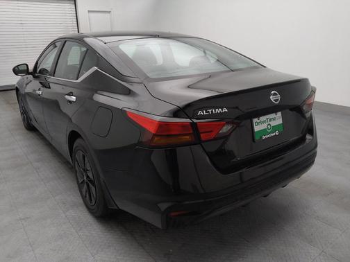 2022 Nissan Altima S FWD