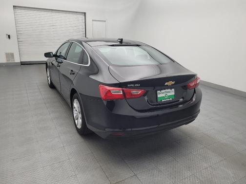 Mosaic Black Metallic 2023 Chevrolet Malibu FWD 1LT