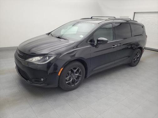 2019 Chrysler Pacifica Touring-L Plus