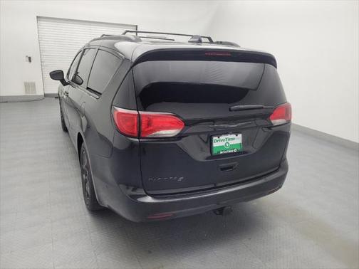 2019 Chrysler Pacifica Touring-L Plus