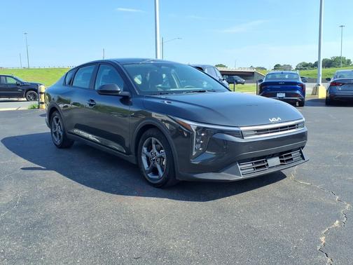 Gray 2025 Kia K4 LXS