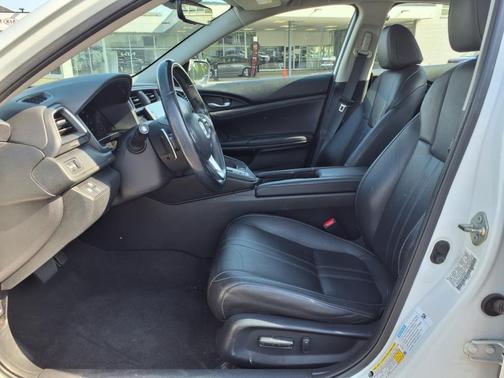 2020 Honda Insight Touring