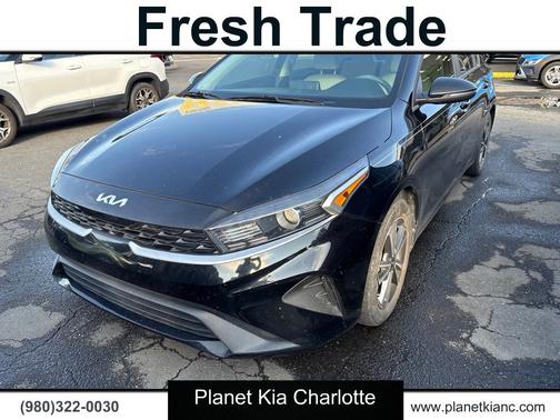 Aurora Black 2023 Kia Forte LXS
