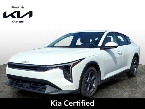 Snow White Pearl 2025 Kia K4 LXS