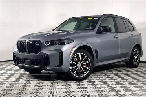 2025 BMW X5 M60i