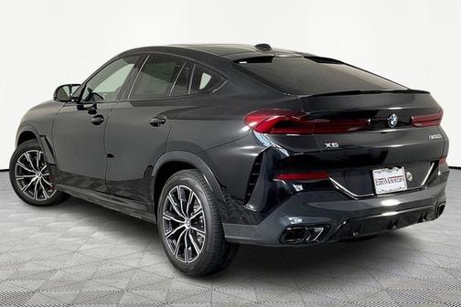 2026 BMW X6 M60i