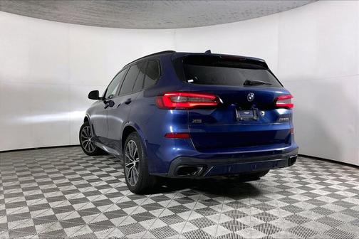 2023 BMW X5 M50i