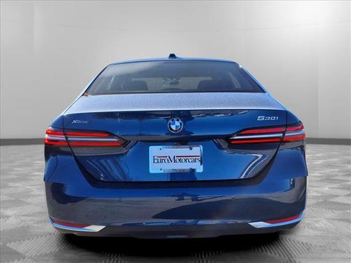 2025 BMW 530 530i xDrive