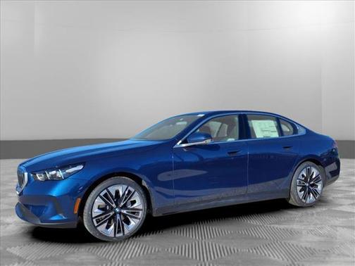 2025 BMW 530 530i xDrive
