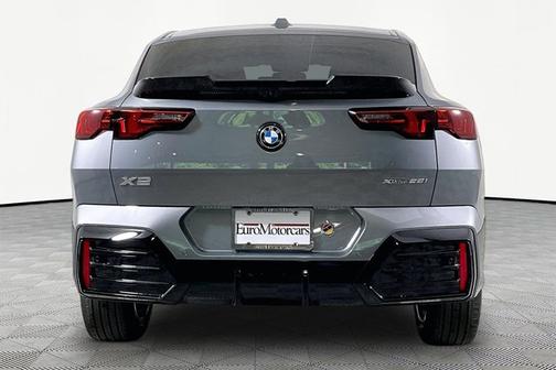 Skyscraper Grey Metallic 2026 BMW X2 xDrive28i