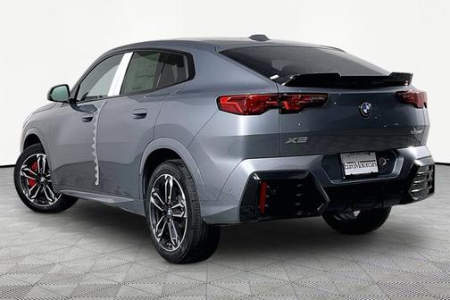 Skyscraper Grey Metallic 2026 BMW X2 xDrive28i