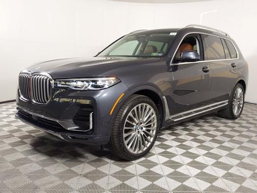 Photo 3 of 35 of 2019 BMW X7 xDrive40i