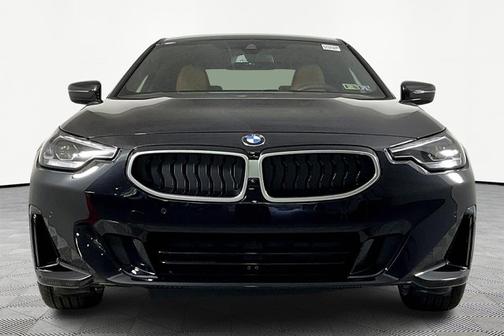 2025 BMW 230 230i