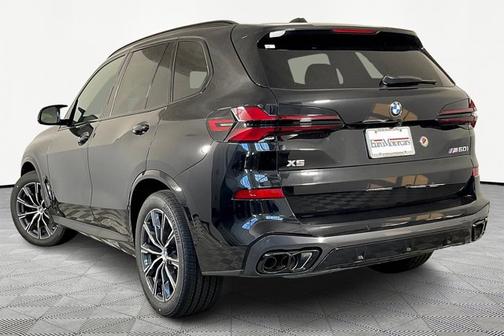 2026 BMW X5 M60i