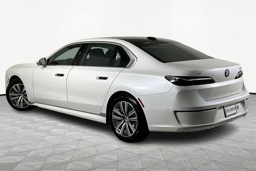 2024 BMW i7 eDrive50