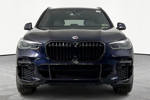 2023 BMW X5 M50i
