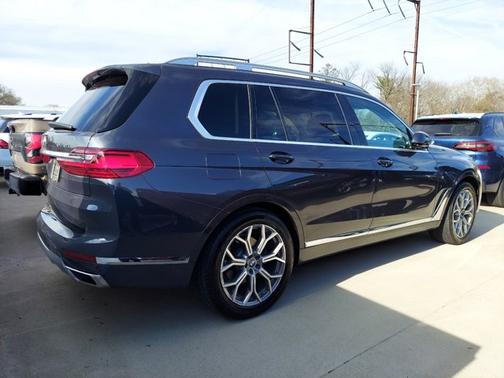 Photo 5 of 9 of 2019 BMW X7 xDrive40i