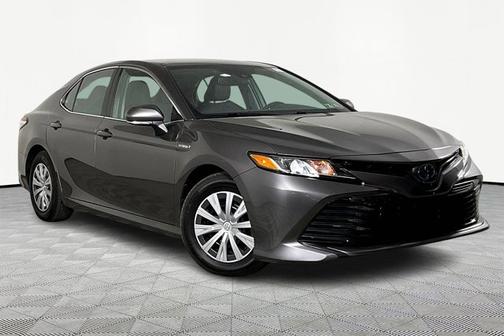 2020 Toyota Camry Hybrid LE