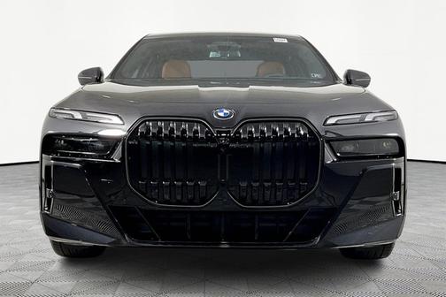 2025 BMW i7 xDrive60