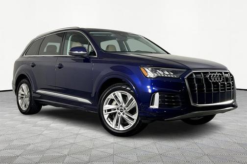 2023 Audi Q7 Premium Plus