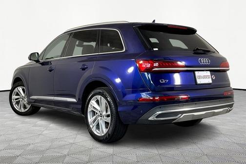2023 Audi Q7 Premium Plus