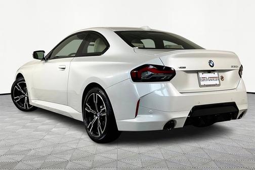 2025 BMW 230 230i xDrive