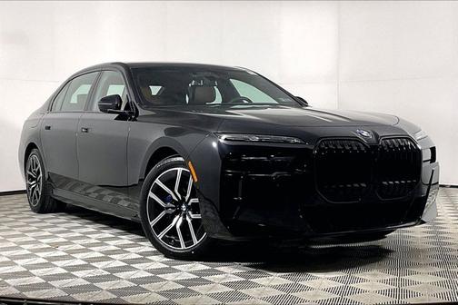 2025 BMW 760 760i xDrive