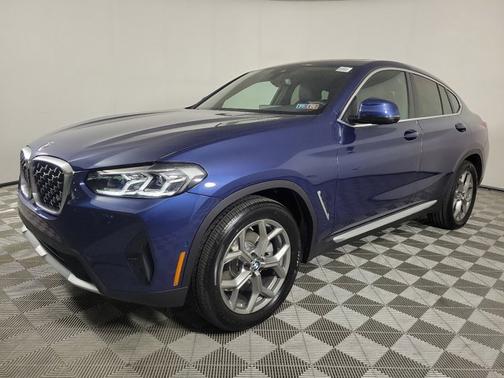 2025 BMW X4 xDrive30i