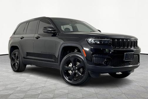 2023 Jeep Grand Cherokee Altitude