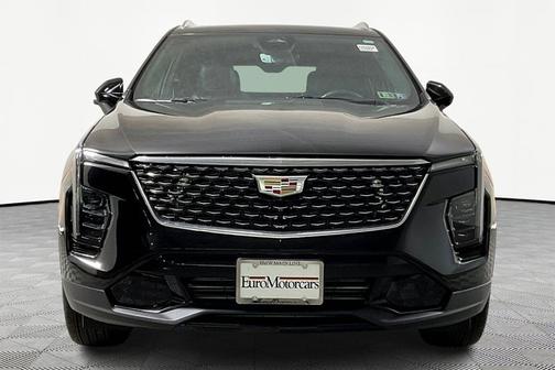 2025 Cadillac XT4 AWD Premium Luxury