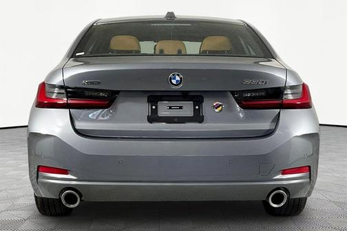 Skyscraper Grey Metallic 2025 BMW 330 330i xDrive