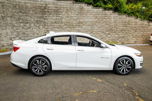 2025 Chevrolet Malibu RS