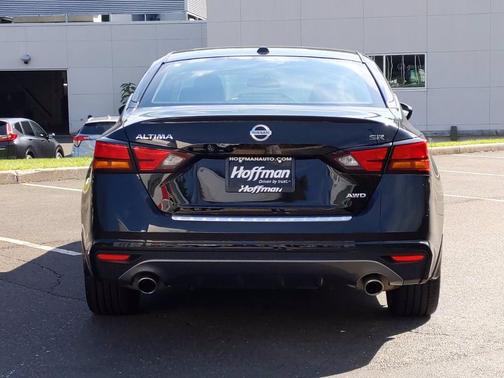 2019 Nissan Altima 2.5 SR for sale in Simsbury, CT - image 7