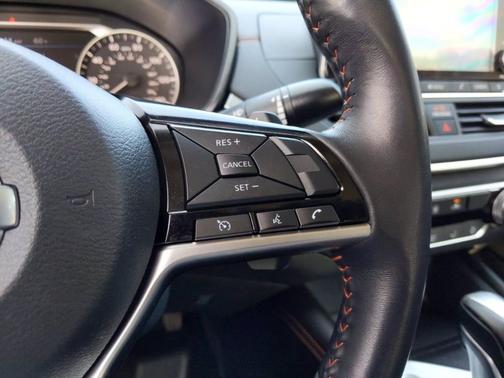 2019 Nissan Altima 2.5 SR for sale in Simsbury, CT - image 16