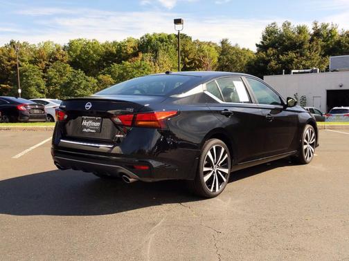 2019 Nissan Altima 2.5 SR for sale in Simsbury, CT - image 8