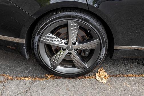 Vik Black 2023 Genesis G80 3.5T