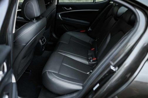 2026 Genesis G70 2.5T Standard