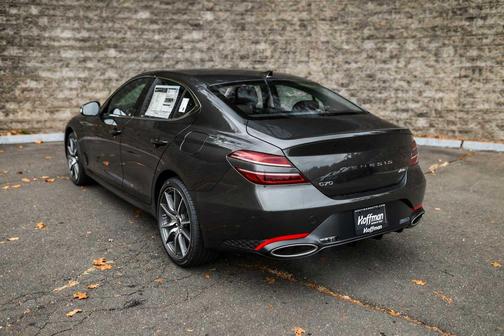 2026 Genesis G70 2.5T Standard